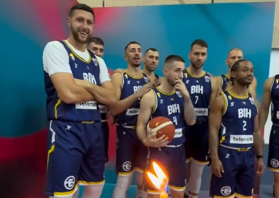 KAD SE "ZMAJEVI" OKUPE Merlin, Šemsa i Sinan odjekuju Kiprom, raspoloženje pred start EP-a "na nivou" (VIDEO)