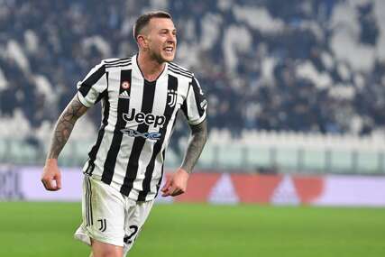 Bernardeschi: Nosio sam suknju pa su počeli govoriti da sam homoseksualac, šta i ako jesam?