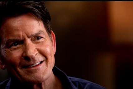 Charlie Sheen izgubio nevinost s 15 godina pa spavao sa skoro 50.000 žena: Stvoren sam za degeneraciju