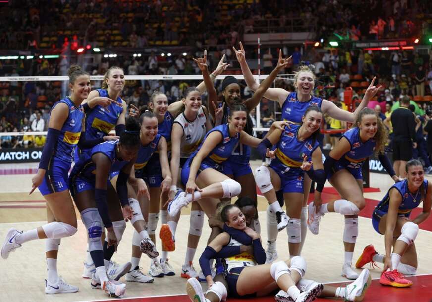 FOTO: EPA/RUNGROJ YONGRIT
