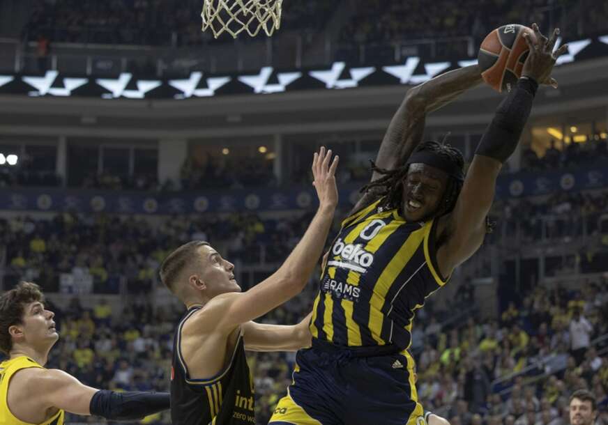 FOTO: EPA/TOLGA BOZOGLU