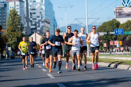 SARAJEVSKI POLUMARATON SLAVI PUNOLJETSTVO: 18. izdanje u okviru Sarajevo Run Fest 2025.
