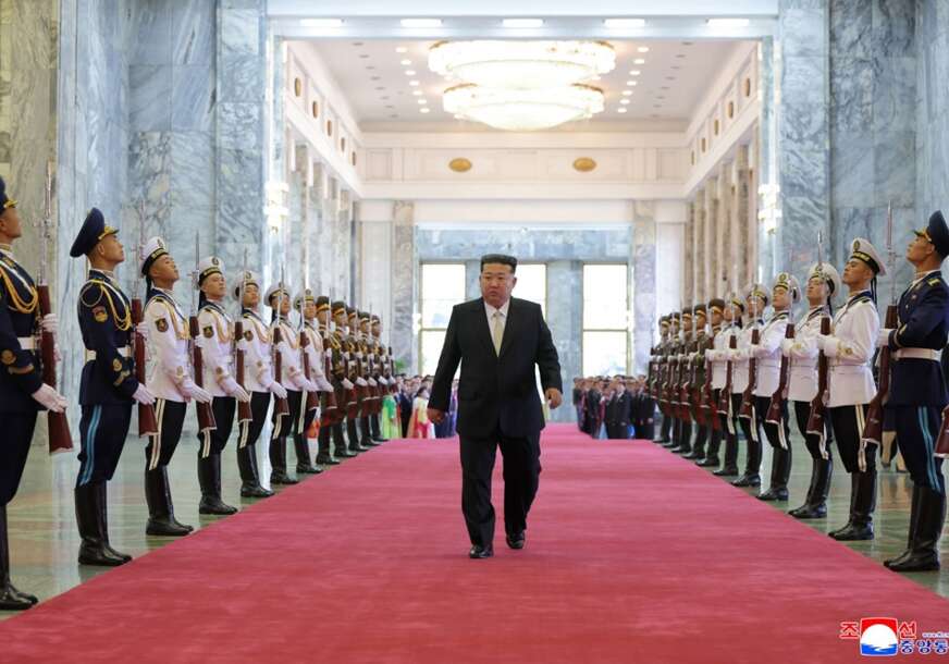 FOTO: EPA/KCNA