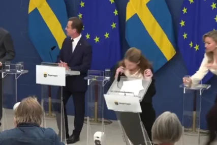 Nova švedska ministarka zdravlja srušila se uživo u programu prvog dana na poslu