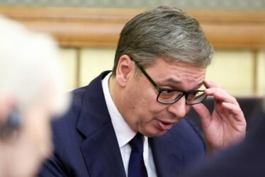 Vučić: Da ne ulažemo u vojsku, Srbija bi bila pojedena i progutana u roku od 48 sati