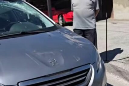 U sarajevskom naselju kamion zakačio kablove BH. Telecoma. Bandera pala na auto u pokretu