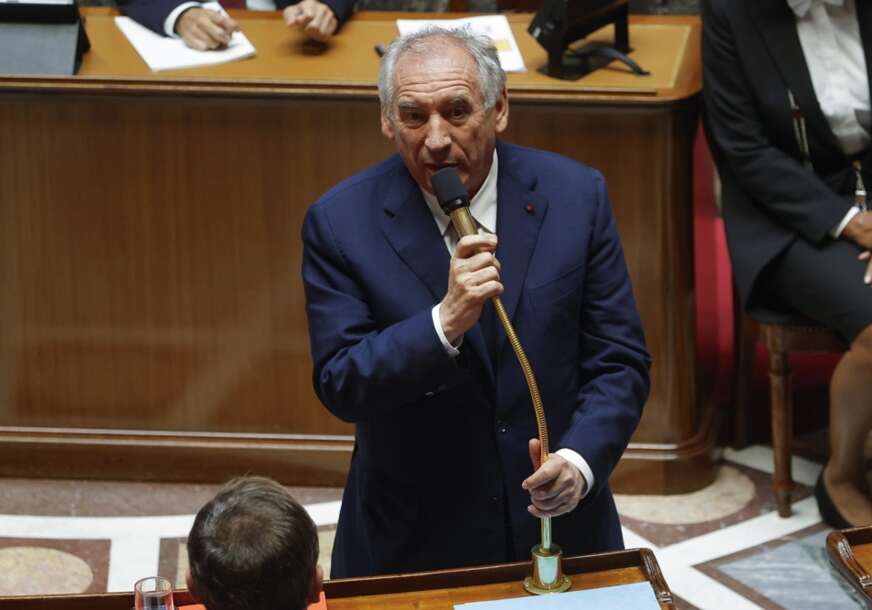 FOTO: EPA/YOAN VALAT