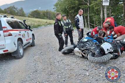 GSS - Na Bjelašnici spašen strani državjanin sa otvorenim prijelomom noge nakon pada sa motora