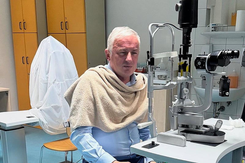 FOTO: BORENOVIĆ NA OČNOJ KLINICI U BANJOJ LUCI