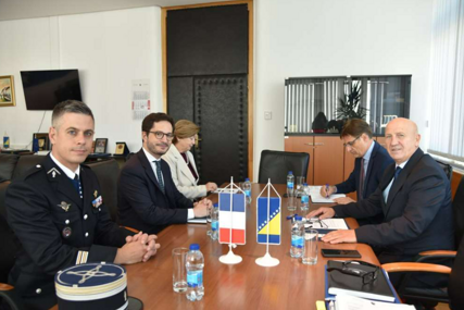 Ivica Bošnjak i ambasador Delmas razgovarali o saradnji u oblasti sigurnosti