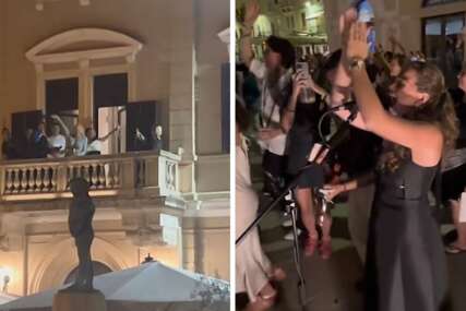 Fanovi zapjevali Breni pod prozorom nakon nastupa u Rovinju. Ona im se pridružila VIDEO