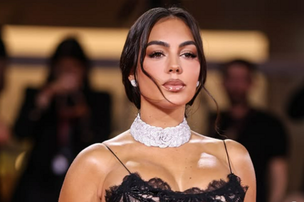 Georgina Rodrigez pokazala vjerenički prsten od 30 karata nakon vjeridbe, Cristiano nije štedio