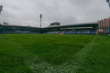 Grbavica spremna za vječiti derbi, samo kiša može pokvariti fudbalsku idilu (FOTO)