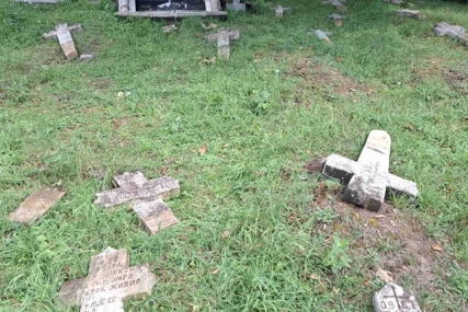 Odbor za međureligijsku saradnju o skrnavljenju pravoslavnog groblja: Vandalizam kakav Zenica do sada nije zabilježila