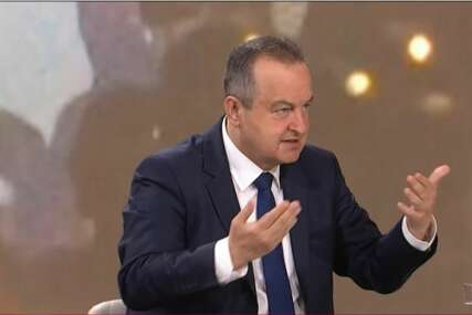 Dačić: Povrijeđeno 13 policajaca, privedene 42 osobe
