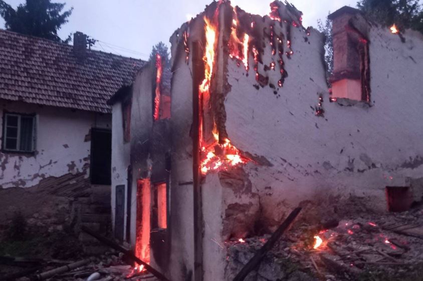 FOTO: PRINTSCREEN/FACEBOOK/VATROGASNA JEDINICA ISTOČNO SARAJEVO