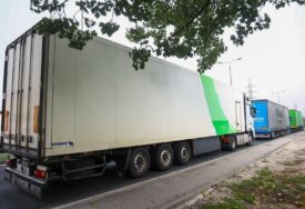Više od 50 vozača vraćeno sa granica Šengena!   Uskoro PROTEST na granicama EU