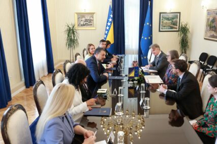 Konaković sa Baronesom Harman: Žene i djevojke u BiH imaju snažne saveznike i promjene su moguće