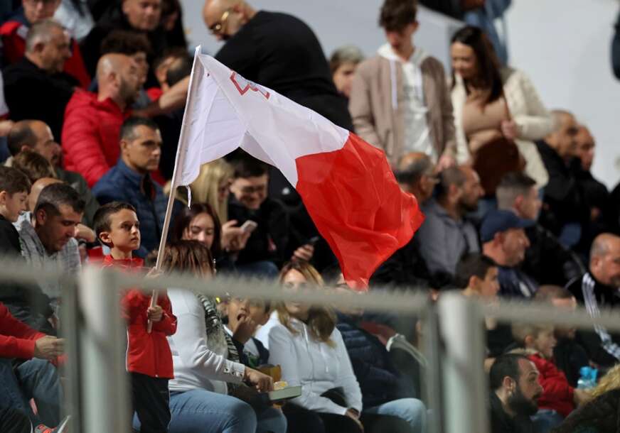 FOTO: EPA/DOMENIC AQUILINA

