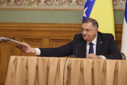 Dodik: OHR mora da nestane