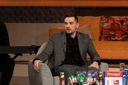 Mirza Selimović u emisiji "Iz profila" podijelio lijepe vijesti: "Mi sreću čuvamo za sebe" (VIDEO)
