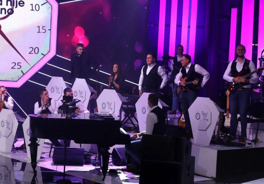 FOTO: GRAND