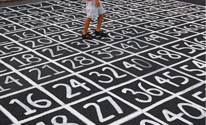 FOTO: UNSPLASH.COM/KRISETYA
