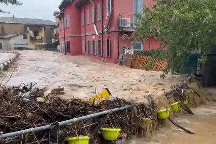APOKALIPTIČNE SCENE Jake oluje pogodile sjevernu Italiju, izazvale poplave i evakuacije (VIDEO)
