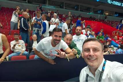  Srbijanskom komentatoru pozlilo nakon ispadanja Srbije s Eurobasketa, odvezla ga hitna pomoć
