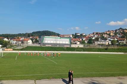 Vlada ZDK-a izdvaja 100.000 KM za rekonstrukciju gradskog stadiona u Varešu