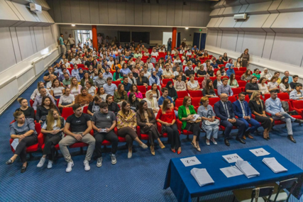 U Bihaću potpisani ugovori o stipendiranju sa 275 studenata