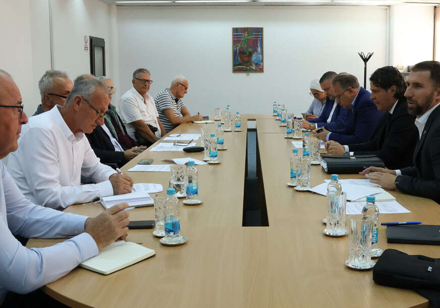 FOTO: URED VLADE FBIH ZA ODNOSE S JAVNOSCU 