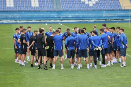 Naš A tim odradio trening na Grbavici, Barbarez imao na raspolaganju sve igrače (FOTO)