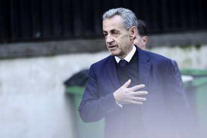 Paklena Sarkozyjeva prva noć u ćeliji: Zatvorenik snimio urlike i prijetnje smrću koje su odzvanjale zatvorom