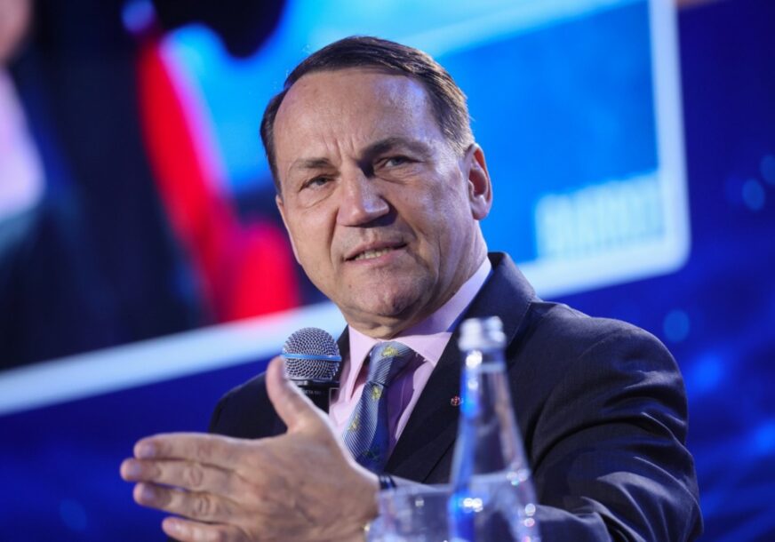 FOTO: EPA/LESZEK SZYMANSKI