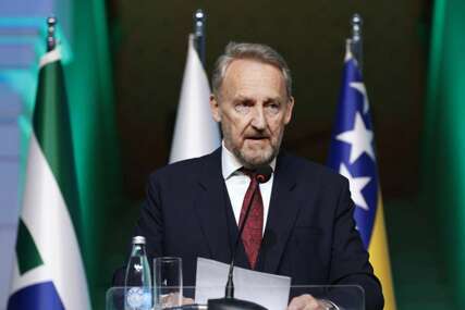 Predsjedništvo SDA zasijedalo u Zvorniku: Od Schmidta se traže posebna izborna pravila za Srebrenicu
