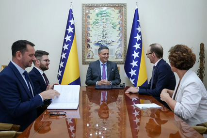 Bećirović razgovarao s ambasadorom Austrije u BiH Georgom Diwaldom: Odnosi dobri i izrazito prijateljski