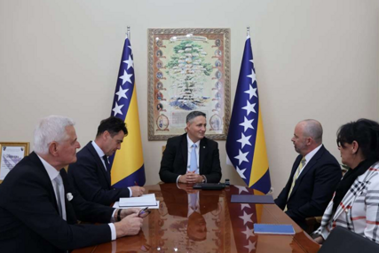 BEĆIROVIĆ S OTPRAVNIKOM POSLOVA AMBASADE SAD: Nastavak strateškog partnerstva...