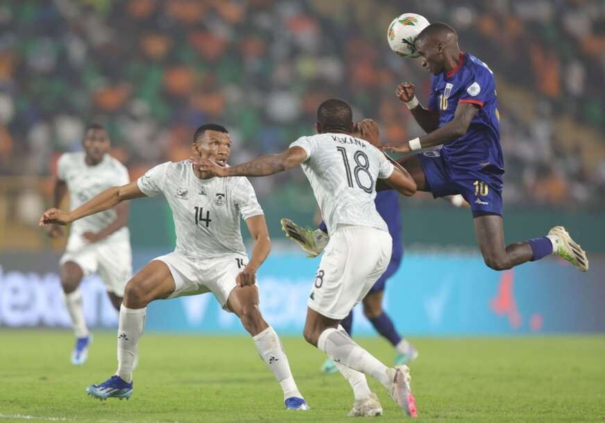 FOTO: EPA/SAMUEL SHIVAMBU