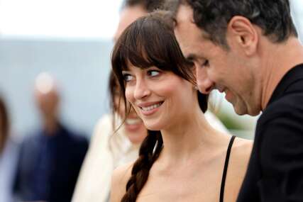 Dakota Johnson: Ako muškarac nosi japanke, bježite!