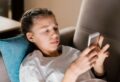 Nova pravila u SAD-u: Tinejdžeri će na Instagramu moći provoditi 2 sata dnevno, a roditelji će sve kontrolisati