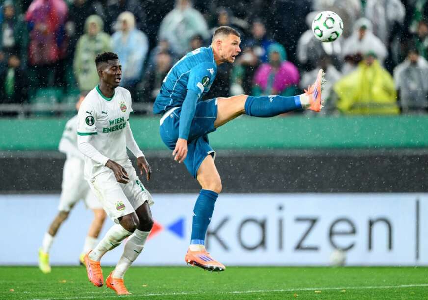 FOTO:  EPA/MAX SLOVENCIK