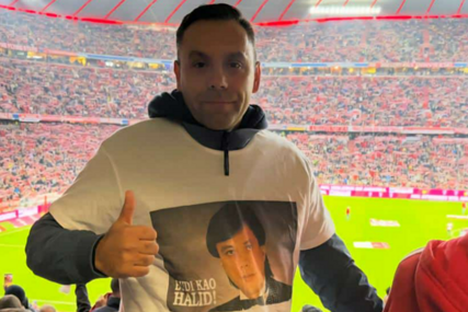Sarajlija Emir Ćorović na derbiju Bayerna i Dortmunda odao počast Halidu Bešliću