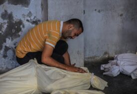 U izraelskim napadima na Pojas Gaze od oktobra 2023. ubijen 72.961 Palestinac