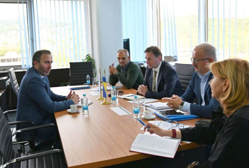FOTO: URED VLADE FBIH ZA ODNOSE S JAVNOŠĆU