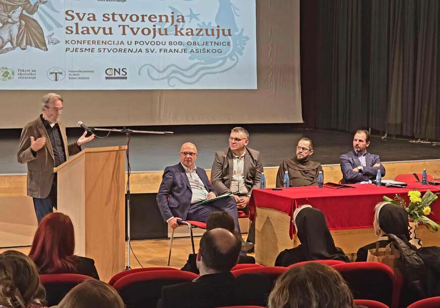 FOTO:  USTUPLJENE FOTOGRAFIJE