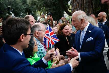 Kralj Charles otkrio prvi spomenik LGBT vojnicima u Velikoj Britaniji
