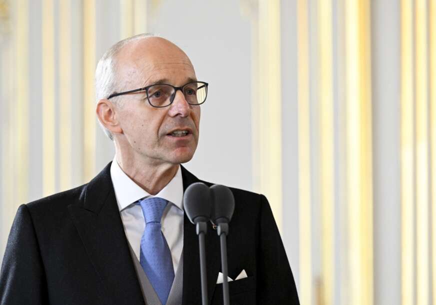 FOTO: EPA/FREDERIC SIERAKOWSKI / POOL