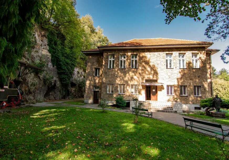FOTO: MUZEJ AVNOJ-A