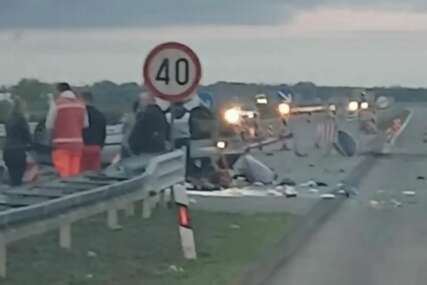 (VIDEO) Stravična saobraćajna nesreća na A1: Ima mrtvih, povrijeđene prevozi helikopter